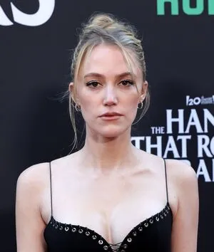 Maika Monroe OnlyFans Leaked Free Thumbnail Picture - #V95LCjYt1X