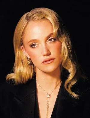 Maika Monroe OnlyFans Leaked Free Thumbnail Picture - #d8RZi0Dv4j