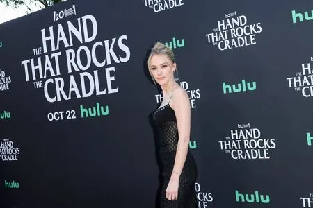 Maika Monroe OnlyFans Leaked Free Thumbnail Picture - #dlxJe9hOEL