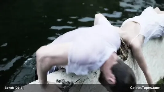 Maika Monroe OnlyFans Leaked Free Thumbnail Picture - #g5OC2R9TAP