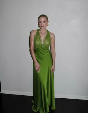 Maika Monroe OnlyFans Leaked Free Thumbnail Picture - #rSPRXt5jyy