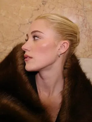 Maika Monroe OnlyFans Leaked Free Thumbnail Picture - #rckmOcpJHq