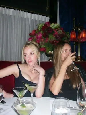 Maika Monroe OnlyFans Leaked Free Thumbnail Picture - #rgVgPS6RzF