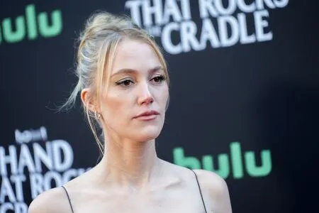 Maika Monroe OnlyFans Leaked Free Thumbnail Picture - #rwW1WZmeMW