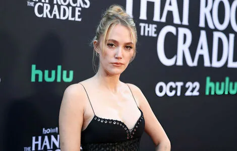 Maika Monroe OnlyFans Leaked Free Thumbnail Picture - #sI1AxbMIzE