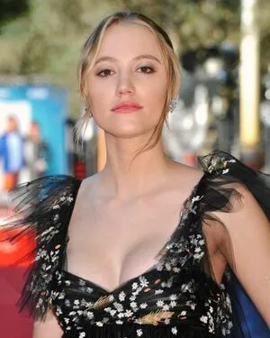 Maika Monroe OnlyFans Leaked Free Thumbnail Picture - #tETEqfGJTR