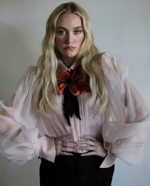 Maika Monroe OnlyFans Leaked Free Thumbnail Picture - #ttUFFyK8Yy