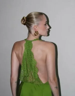 Maika Monroe OnlyFans Leaked Free Thumbnail Picture - #yk3fNRb6K6