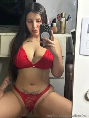 Mailenc0pia OnlyFans Leaked Free Thumbnail Picture - #FgQsCSLnlA