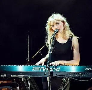 Maisie Peters OnlyFans Leaked Free Thumbnail Picture - #01tmVqKwr0