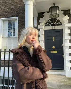 Maisie Peters OnlyFans Leaked Free Thumbnail Picture - #2OLLR1eeJp