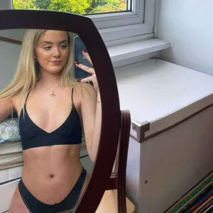 Maisie Peters OnlyFans Leaked Free Thumbnail Picture - #4PQprBJsey