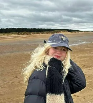 Maisie Peters OnlyFans Leaked Free Thumbnail Picture - #5ArH98TvXB