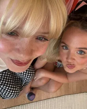 Maisie Peters OnlyFans Leaked Free Thumbnail Picture - #D7ASPDUCMu