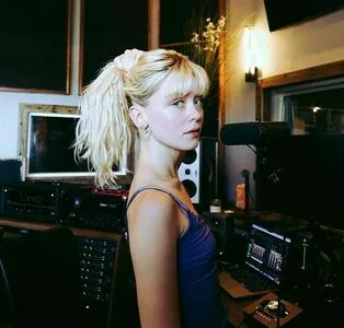 Maisie Peters OnlyFans Leaked Free Thumbnail Picture - #EMe6daYQD0