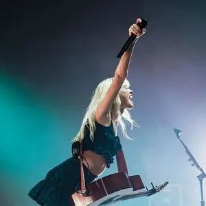 Maisie Peters OnlyFans Leaked Free Thumbnail Picture - #Hs7AhJGut4