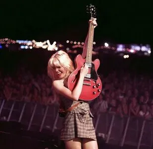 Maisie Peters OnlyFans Leaked Free Thumbnail Picture - #IRVzFoNiuW