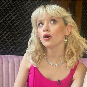 Maisie Peters OnlyFans Leaked Free Thumbnail Picture - #QQ8gZov0jP