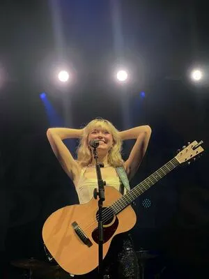 Maisie Peters OnlyFans Leaked Free Thumbnail Picture - #S6ziKkHfkU