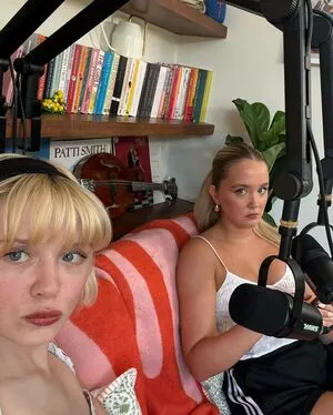 Maisie Peters OnlyFans Leaked Free Thumbnail Picture - #nLeD8woJjc