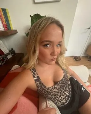Maisie Peters OnlyFans Leaked Free Thumbnail Picture - #wstWseJJOc