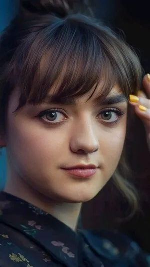 Maisie Williams OnlyFans Leaked Free Thumbnail Picture - #VLweYNvbVE