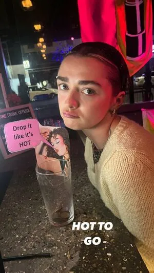 Maisie Williams OnlyFans Leaked Free Thumbnail Picture - #0ylxpRzaZY