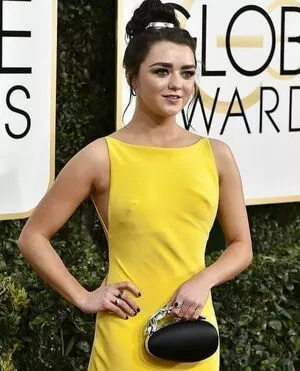 Maisie Williams OnlyFans Leaked Free Thumbnail Picture - #2OV7s3C9l9