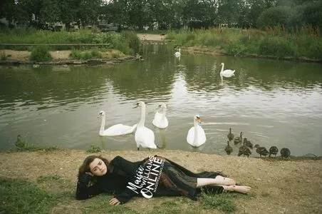 Maisie Williams OnlyFans Leaked Free Thumbnail Picture - #5HCVrX0Rem