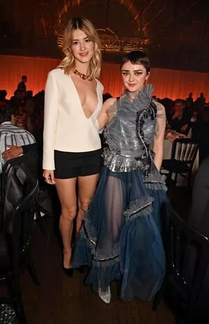 Maisie Williams OnlyFans Leaked Free Thumbnail Picture - #5tAGRg1gsA