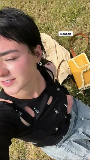 Maisie Williams OnlyFans Leaked Free Thumbnail Picture - #72FNlD4TXJ
