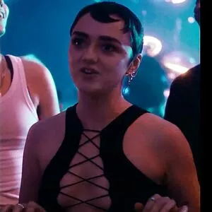 Maisie Williams OnlyFans Leaked Free Thumbnail Picture - #8HmQRl60s9