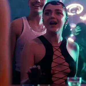 Maisie Williams OnlyFans Leaked Free Thumbnail Picture - #9CTOOxF1Hl