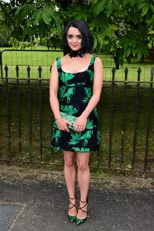Maisie Williams OnlyFans Leaked Free Thumbnail Picture - #AsAaWXFBoD
