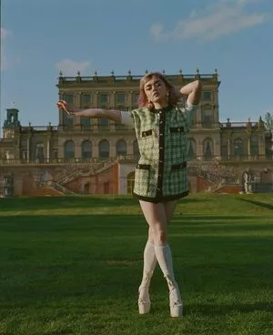 Maisie Williams OnlyFans Leaked Free Thumbnail Picture - #Bzxnvmndmh