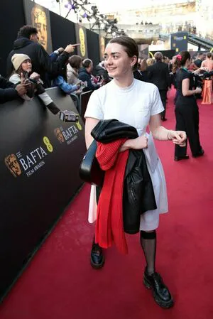 Maisie Williams OnlyFans Leaked Free Thumbnail Picture - #E1eh9R17Fl