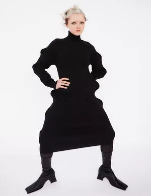 Maisie Williams OnlyFans Leaked Free Thumbnail Picture - #IObnd2dC9G