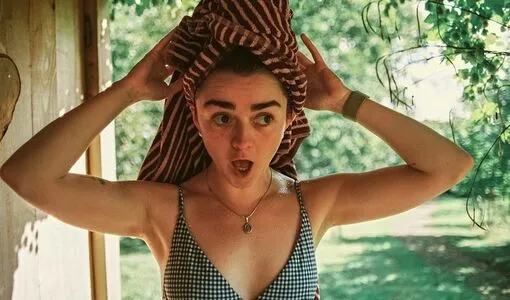 Maisie Williams OnlyFans Leaked Free Thumbnail Picture - #JFfPfNPUYf