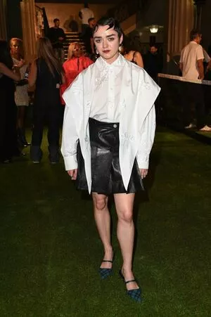 Maisie Williams OnlyFans Leaked Free Thumbnail Picture - #LuXQL8cw2k