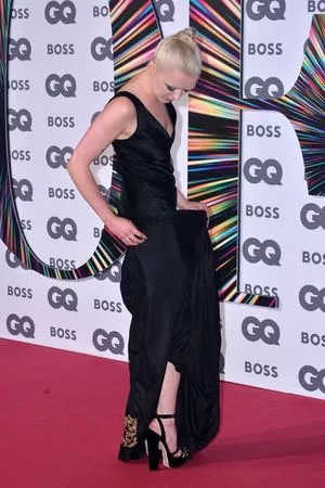 Maisie Williams OnlyFans Leaked Free Thumbnail Picture - #OETISyhYC3