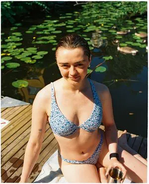 Maisie Williams OnlyFans Leaked Free Thumbnail Picture - #OXjHXdbcKU