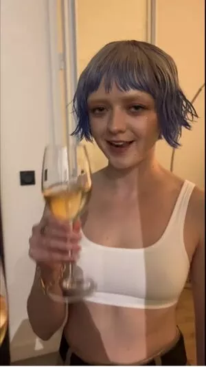 Maisie Williams OnlyFans Leaked Free Thumbnail Picture - #OuT1dj3ouz