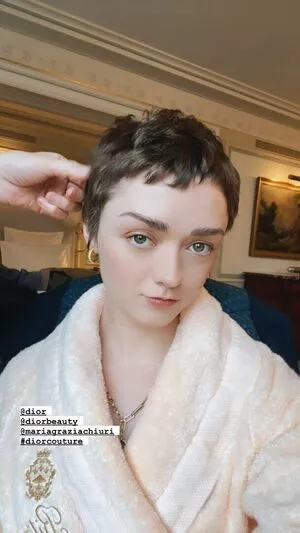 Maisie Williams OnlyFans Leaked Free Thumbnail Picture - #PVxJmwzNUb