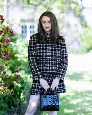 Maisie Williams OnlyFans Leaked Free Thumbnail Picture - #RHU1EPghdg