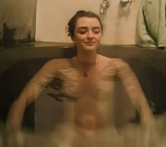 Maisie Williams OnlyFans Leaked Free Thumbnail Picture - #TDfGSKDImL