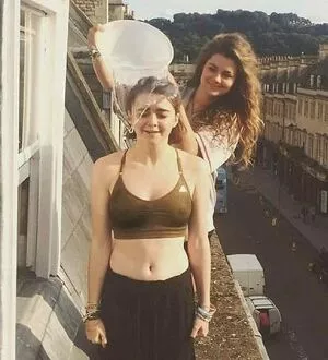Maisie Williams OnlyFans Leaked Free Thumbnail Picture - #TszqsRN8Im