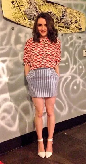 Maisie Williams OnlyFans Leaked Free Thumbnail Picture - #UEDmYWw7sy