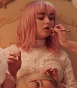 Maisie Williams OnlyFans Leaked Free Thumbnail Picture - #W5wveKnVlr