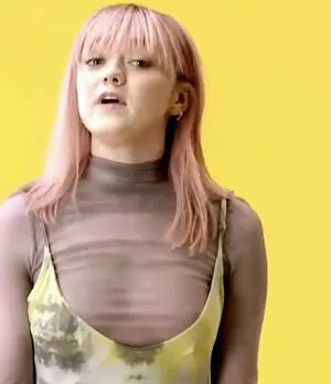 Maisie Williams OnlyFans Leaked Free Thumbnail Picture - #X0xglTRoqh