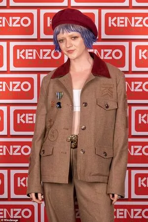 Maisie Williams OnlyFans Leaked Free Thumbnail Picture - #YkWAihnykh